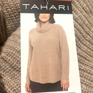 M:๐คTAHARI Merino Wool Knit Sweater